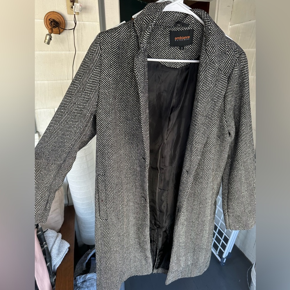 Women’s pea coat size M